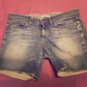 Gap cutoff denim shorts